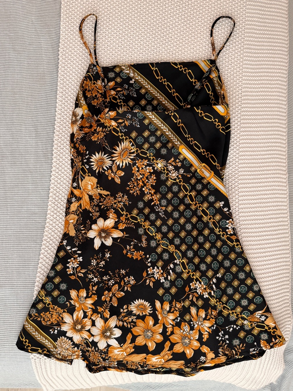 Princess Polly gold/black floral mini dress, Size 4 - Picture 3 of 4